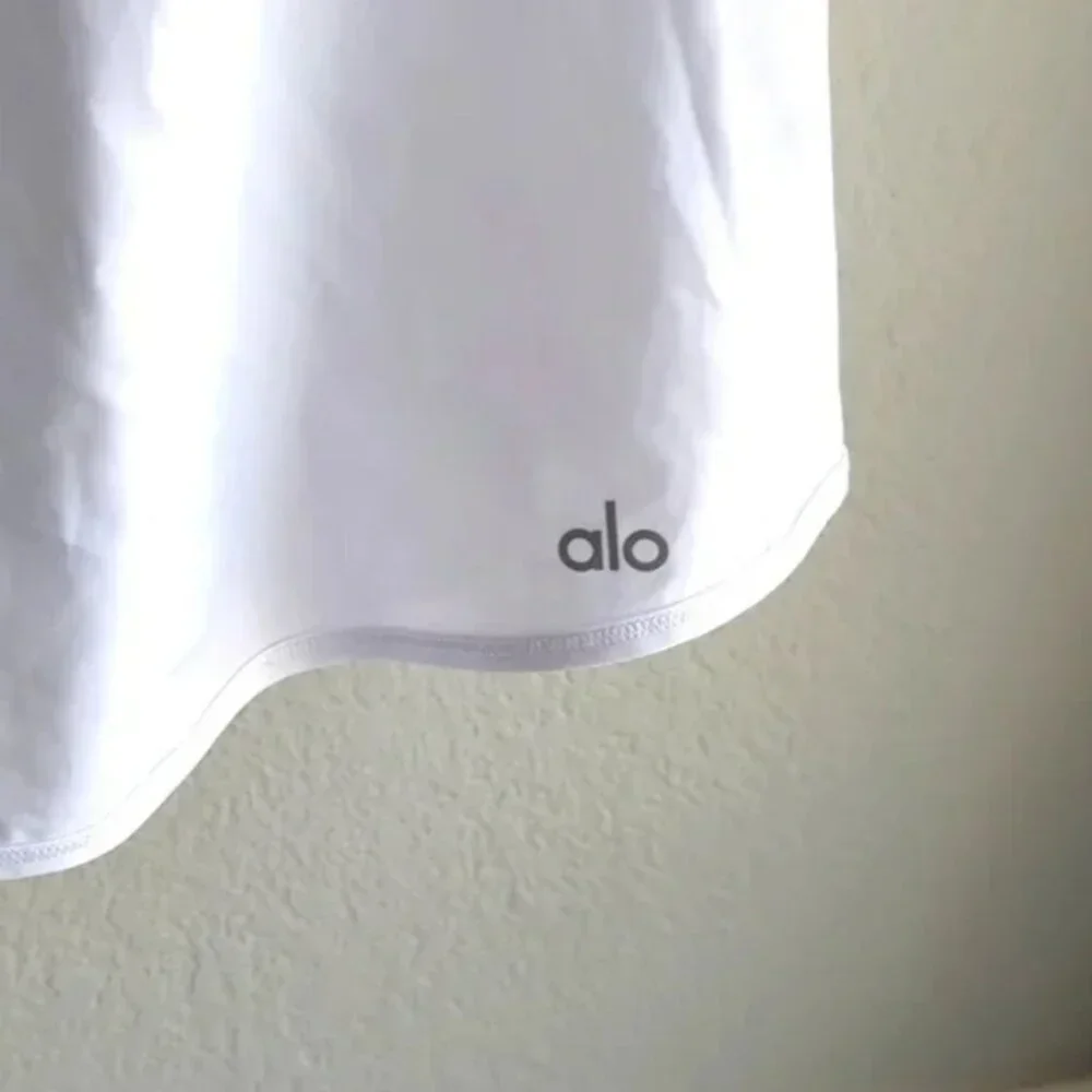 Alo Yoga Match Point Tennis Skirt & Medium & White NWOT